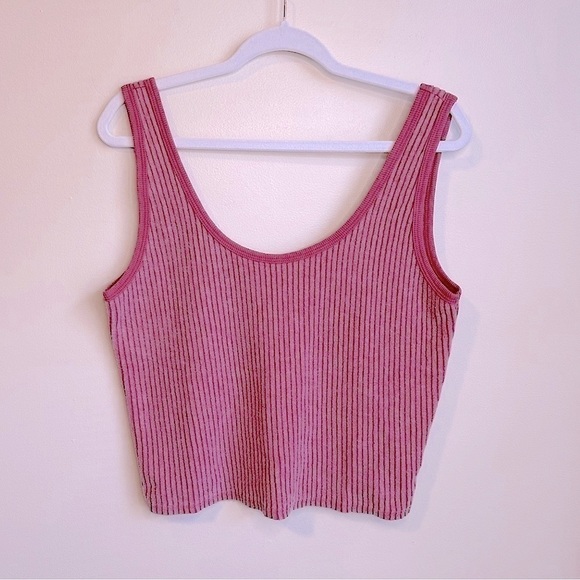 NWT Wildfox Kylie Ribbed Brushed Knit Sweater Tank Top Ruby Size Medium - Picture 2 of 11